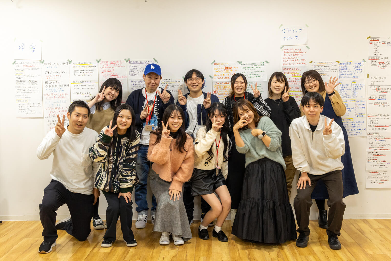 スタッフ研修でbook&talk!! 接客やコワーキングスペースについての本を